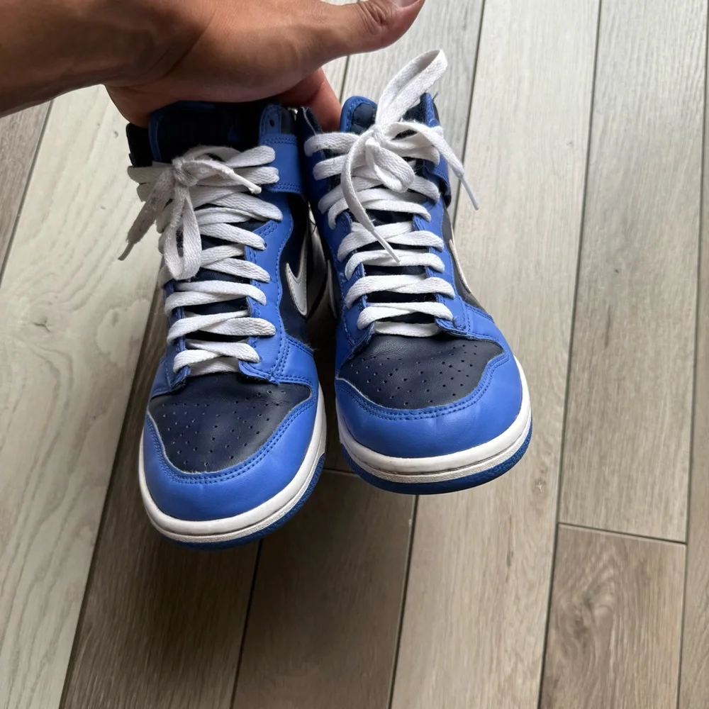 Nike Kids Navy and White High-Top Sneakers